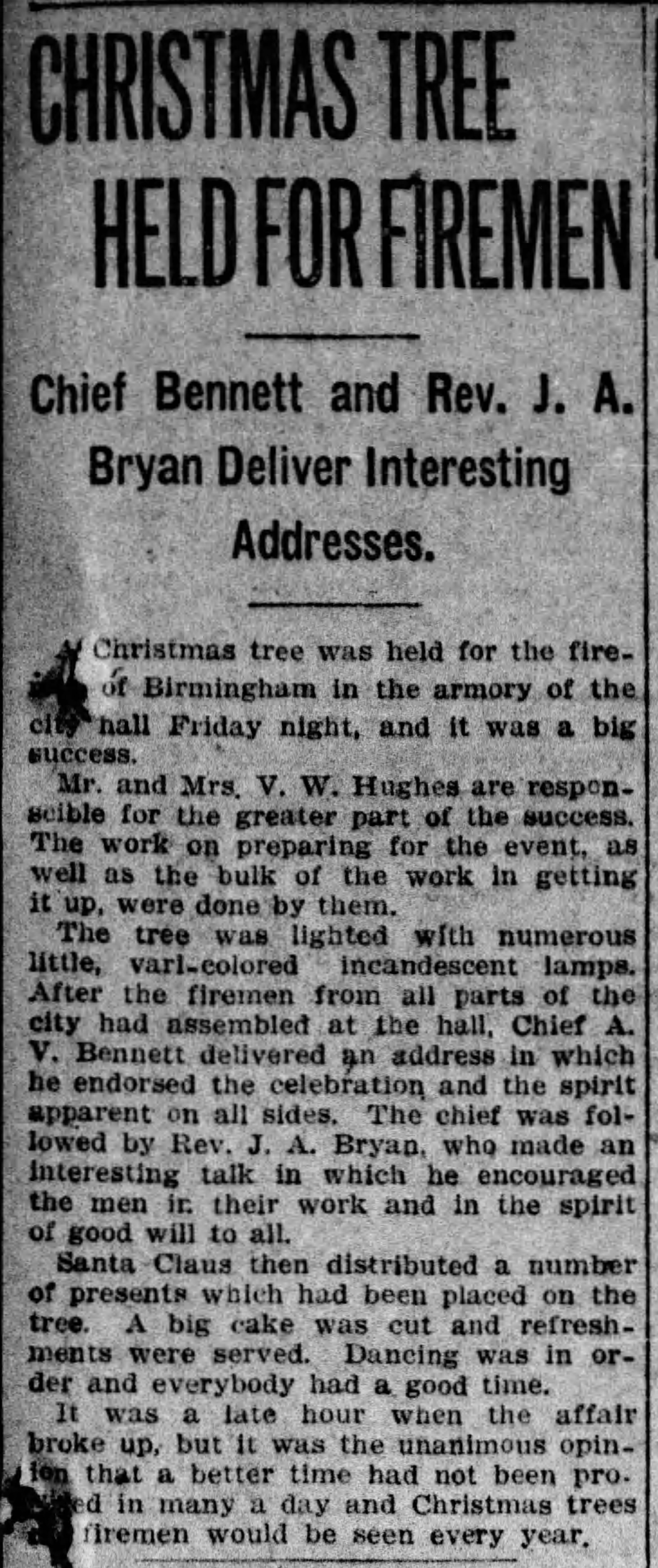 Christmas Tree Held For Firemen